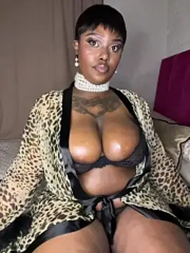 QUEEN NOBUHLE 777 online show from May 1, 12:25 am
