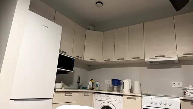 Denni Spilber online show from October 10, 5:51 pm