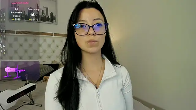 Zoe Xra online show from June 5, 8:59 pm