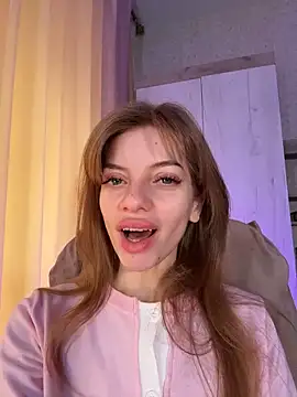 mari  papi online show from December 21, 9:35 am