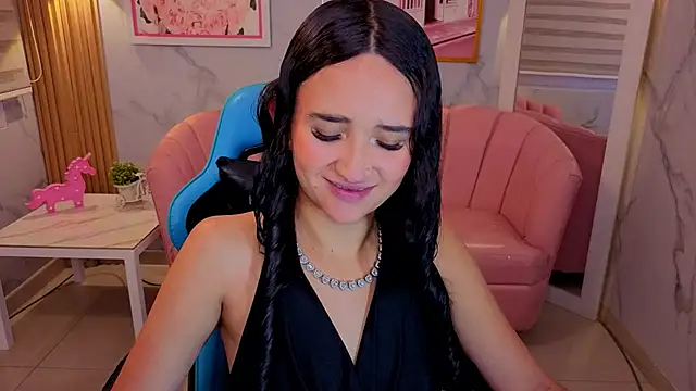 bella vibess s online show from June 17, 2:24 am