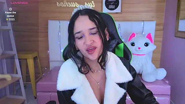 bella vibess s online show from March 12, 1:03 pm