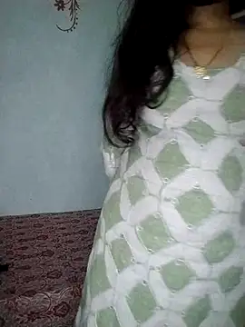 Komal-Rajput online show from November 7, 6:02 pm