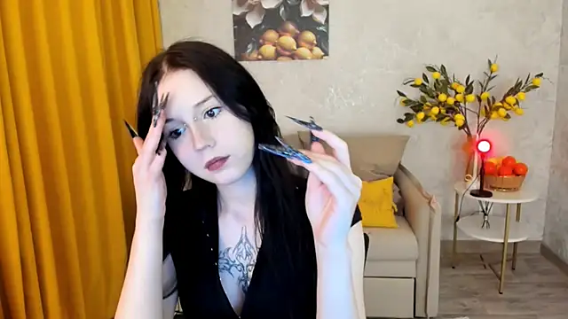 VioletHarme online show from May 10, 4:36 am
