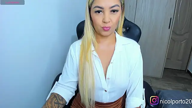 NicolPorto online show from November 14, 11:54 am