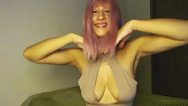 MoonScarlett online show from July 16, 5:45 am