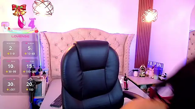 Eva Walker  online show from January 14, 4:39 am