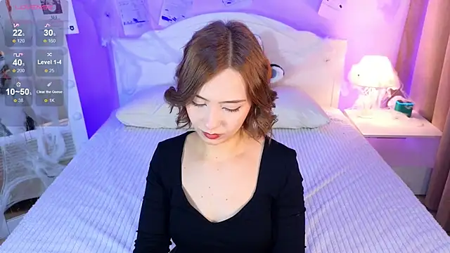 LumMina online show from October 16, 1:25 pm