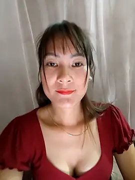 Yumyum kiw online show from November 23, 8:05 am