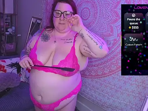 brookenicole3003 online show from June 2, 6:20 pm
