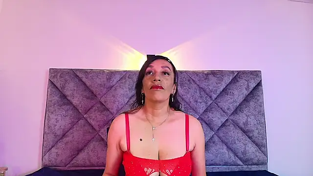 Shantey Laurent online show from September 17, 2:15 pm