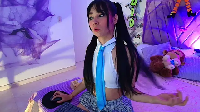 Snapshot of candy_kitt7 chatting on October 23, 4:46 pm candy kitt7 online show from October 23, 4:46 pm