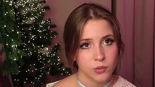 LoveSeekins online show from December 15, 8:14 pm