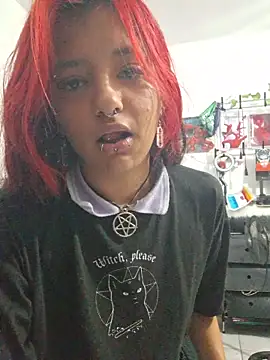 carolinerue online show from July 7, 7:09 am