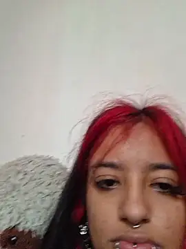 carolinerue online show from January 12, 6:13 pm