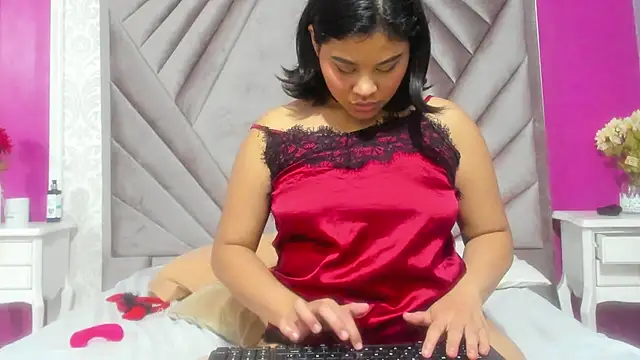 natasha bigbooty online show from October 15, 1:25 pm