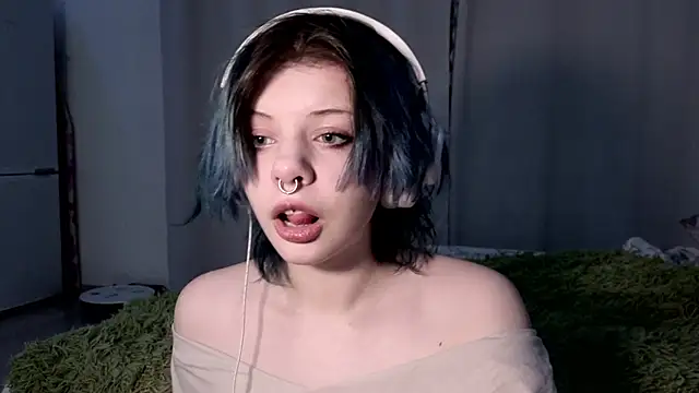 Alice Zev online show from November 29, 11:31 pm