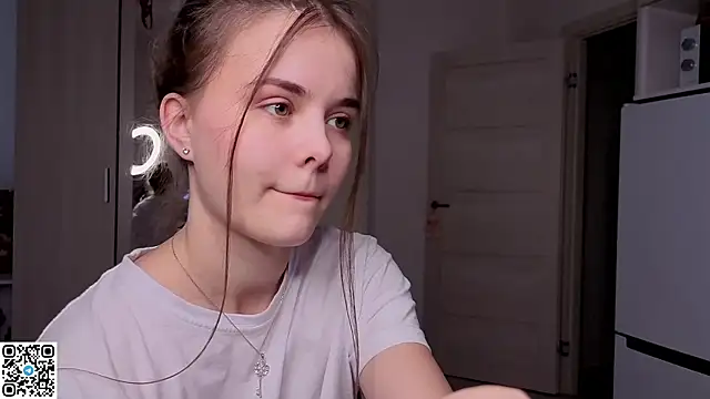 Dangerouss Lady online show from September 14, 8:01 am