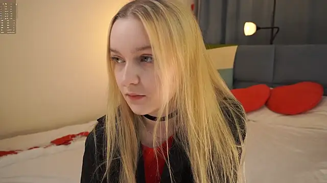 KrishnaSimmons online show from November 2, 8:23 pm