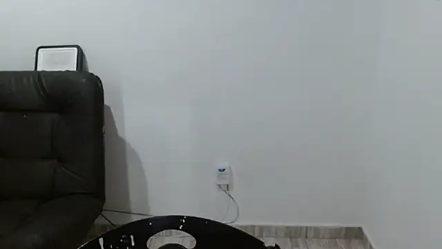Snapshot of Megan_juicy_ chatting on October 20, 5:27 pm Megan juicy online show from October 20, 5:27 pm