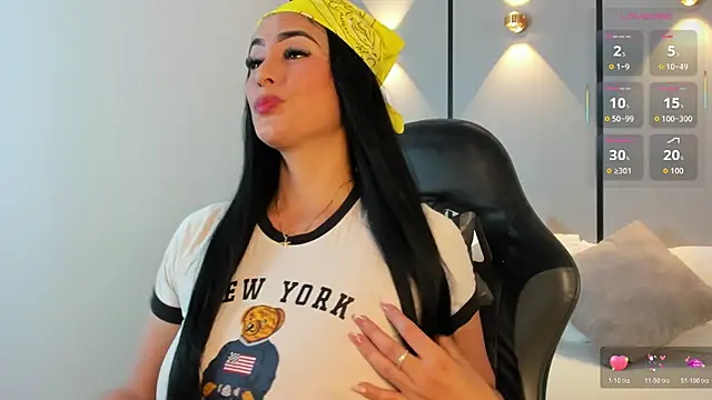 ashly moonn online show from June 12, 12:57 pm
