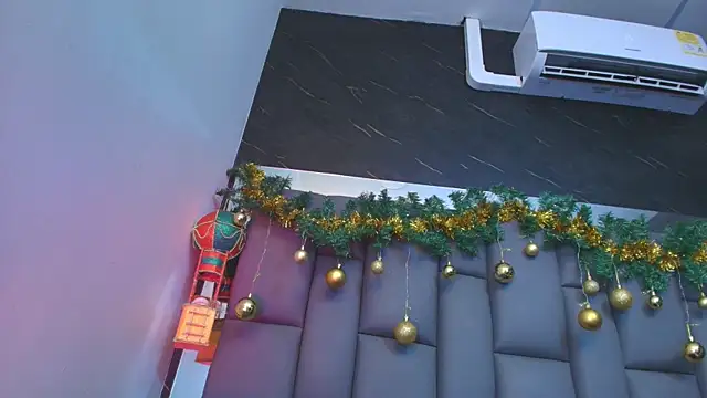 kissme luna online show from December 17, 7:18 pm