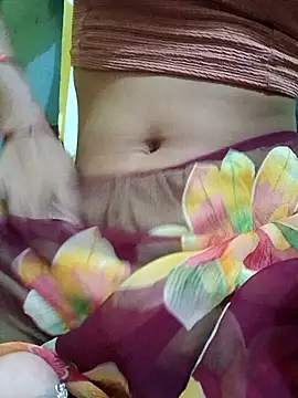 Snapshot of Aasha_devi05 chatting on September 15, 11:01 pm Aasha devi05 online show from September 15, 11:01 pm