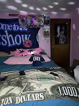 shortywidaphatty online show from December 14, 11:38 am