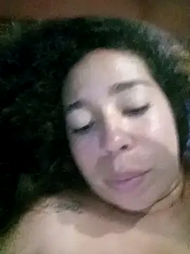 Snapshot of Selena_172025 chatting on October 6, 4:29 am Selena 172025 online show from October 6, 4:29 am