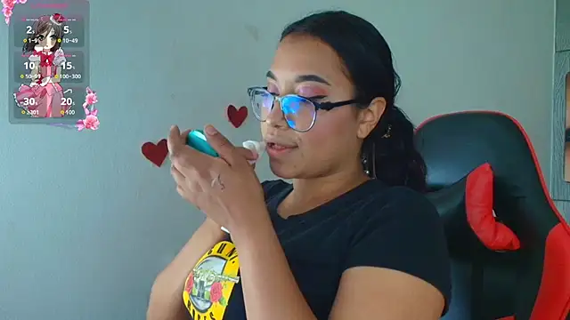 susan mooree online show from March 15, 9:06 pm