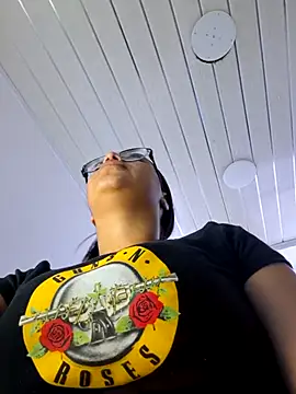 susan mooree online show from February 4, 9:07 pm