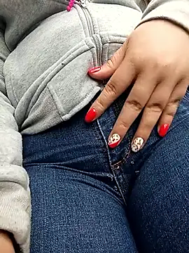 Snapshot of Lunna_azul chatting on October 8, 2:21 pm Lunna azul online show from October 8, 2:21 pm