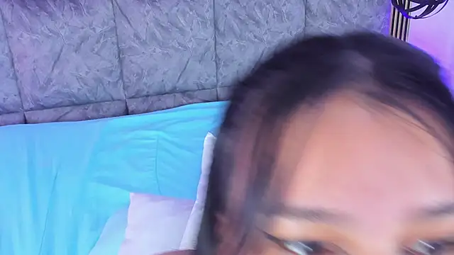 IvannaaVega online show from November 30, 5:33 am