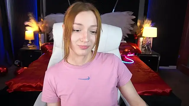FoxyMayy online show from June 18, 12:43 pm