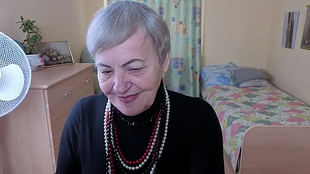 Snapshot of Freya_Fable chatting on October 15, 9:12 am Freya Fable online show from October 15, 9:12 am