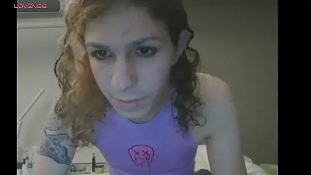 cuddlyavenue online show from October 2, 3:11 am