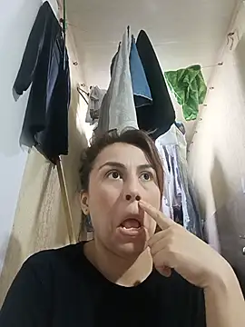 vanessa-titisM online show from July 9, 11:06 pm