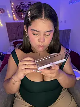 Anabelle 00  online show from July 12, 4:35 am