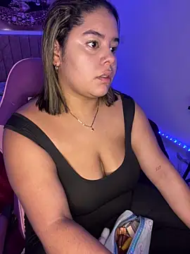 Anabelle 00  online show from May 3, 3:32 am
