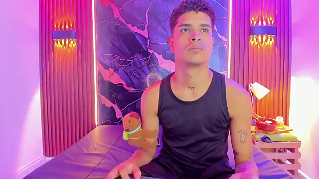 Lucky boys  X online show from November 18, 12:28 pm