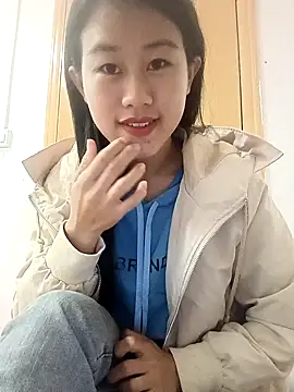 Snapshot of luy-xinh02 chatting on October 30, 2:03 am luy-xinh02 online show from October 30, 2:03 am