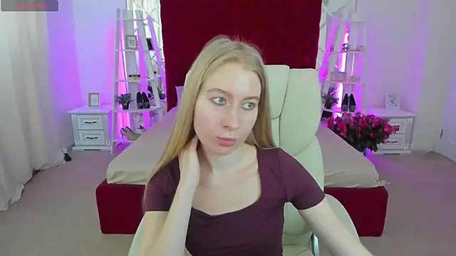 Alina Blonde online show from June 30, 10:48 am