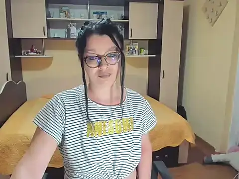 Soffy Skye online show from February 3, 6:22 am