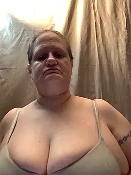 Snapshot of lindamarie_ chatting on September 23, 5:00 pm lindamarie online show from September 23, 5:00 pm