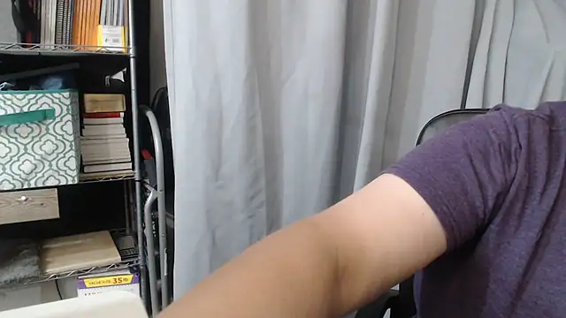 Snapshot of lindamarie_ chatting on September 24, 11:59 pm lindamarie online show from September 24, 11:59 pm