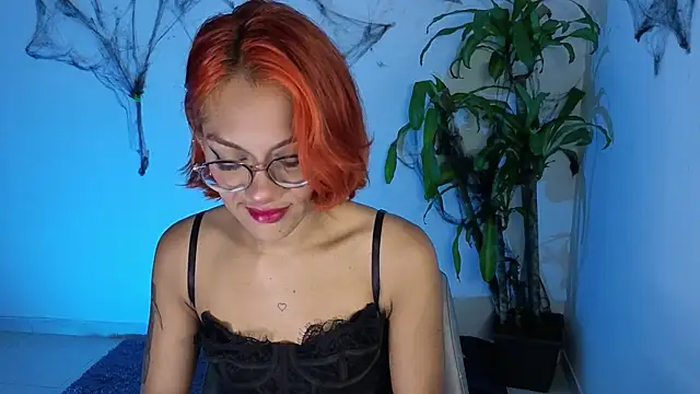 alejandrajade online show from October 29, 9:24 am