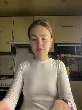 MartaLuna  online show from February 16, 3:34 pm