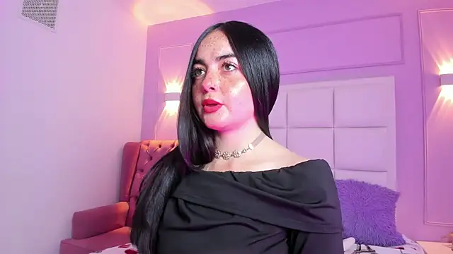 Ashleypetit online show from June 25, 1:02 pm