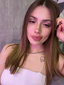 Elizabeth Tay online show from March 15, 7:49 pm