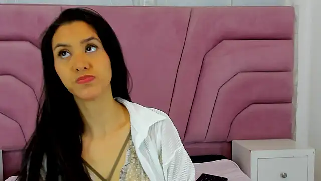 Snapshot of miajhonsonx chatting on September 18, 2:26 pm miajhonsonx online show from September 18, 2:26 pm